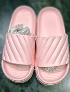 New Women Eva Slipper In Size 6