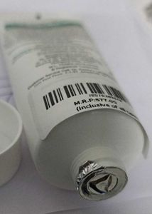 Venusia Acne Control Moisturizer