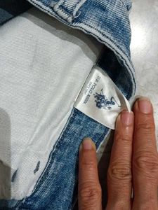 Men's Jeans &amp; Striped Shirt