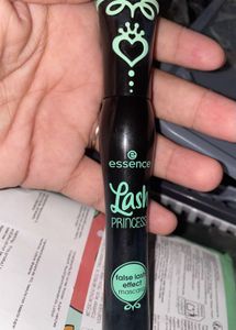 Essence Lash Princess Mascara