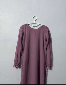 Elegant Purple Embroidered Kurta