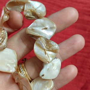 Mother of Pearl Shell Bracelet