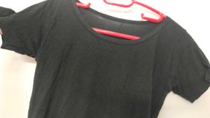 BLACK T SHIRT.