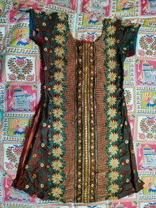 Embroidered Tunic Top