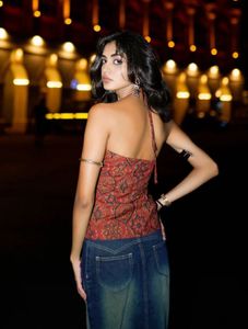 Nishorama Halter Neck Top