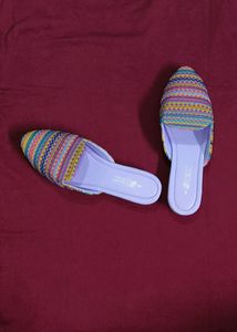 Women Embroided Fabulous Juttis/Mojaris 👠