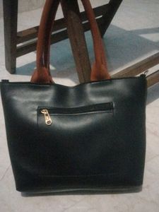 Elegant Black Handbag