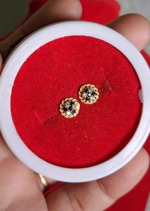 Stud Earrings Gold