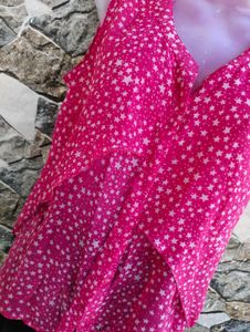 💥2 Cute Tops For Sale