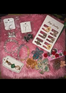 Hair Accessories hamper