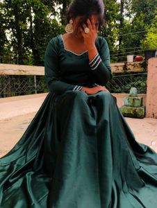 Elegant Emerald Green Gown