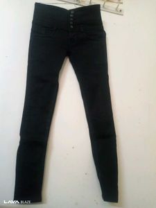 Black High-Waisted Jeans