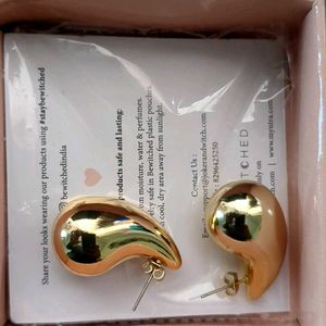 *Price Drop* Tear Drop Earrings Gold.