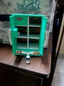 Miniature Toy Refrigerator