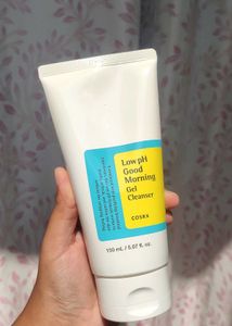 Cosrx low pH facewash