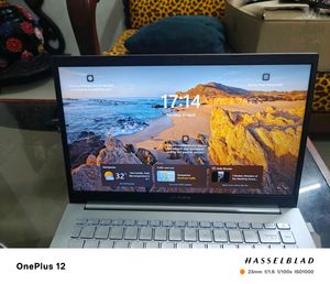 ASUS Vivobook Ultra Still under WARRANTY/Windows11
