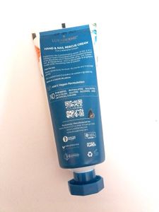 SEALED LuxaDerme Hand and Nail Cream