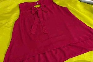 Red Sleeveless Top