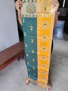 New  Green &amp; Gold Saree With Blouse Pc