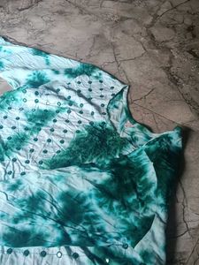 Green Tie-Dye Mirror Detail Kurti