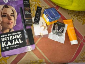Makeup & Jewelry Bundle