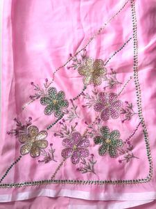 Pink Floral Embroidered Saree Without Blouse