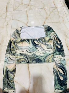 Swirl Print Long Sleeve Top