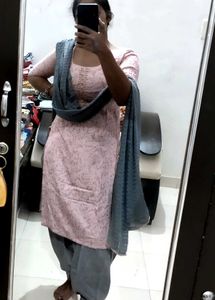 pink and grey patiyala suit