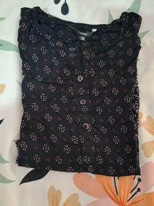 Patterned Black Top