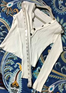 WHITE BUTTON-UP KOREAN TOP 🤍