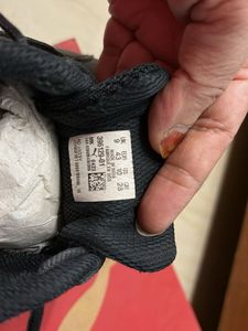 Puma Sneakers - Stylish &amp; Comfy