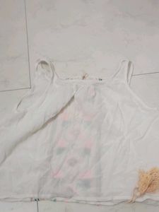 Beautiful Tessel Top