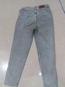 Light Wash Jeans