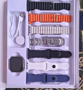Ultra Smartwatch + 7 Straps