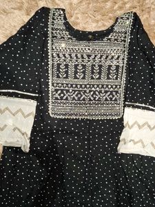 Anarkali Kurti With Pant (Women&#39;s)