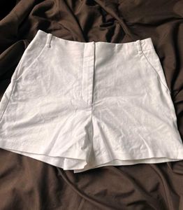 Zara White Short