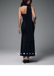 Chic Black One-Shoulder Dress