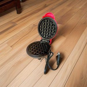 QCen Mini Waffle Maker Machine🥞🧇