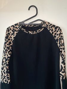 Stylish Animal Print Sleeve Top