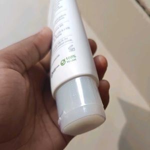GREEN TEA GENTLE REVIVAL FACE SCRUB