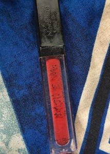 Neckline Long Stay Lipstick