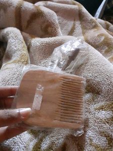 WOODEN HAIRPIN &amp; COMB (TOTALLY NEW)