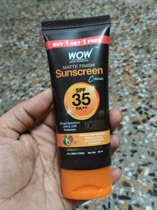 Huda Beauty &amp; WOW Sunscreen