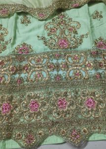 Pakisthani Embroidered Kurta Set