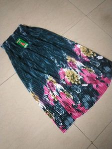 8 To 9 Years Girls Spring Skirt, Length 29 Inches