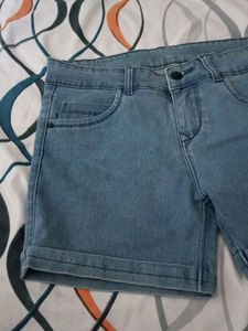DENIM BLUE SHORTS