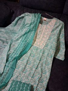 Elegant Kurta Set L Size 40