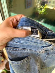 High Waist Ripped Boyfriend Jeans