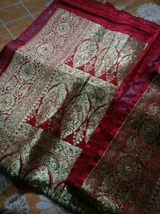 Bridal Marron &amp; Gold Banarasi Saree