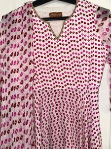 Elegant Pink Ethnic Gown